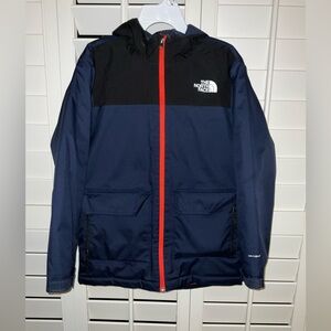 The North Face boys Navy Performance Jacket- M (10/12)